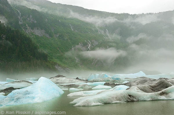 I was surprised to see so many waterfalls flowing into the Stikine from this one ridge. It just added another dimension to an already surreal scene.