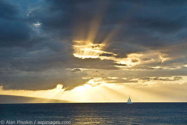 Who whouldn't want to be sailing in this picture?