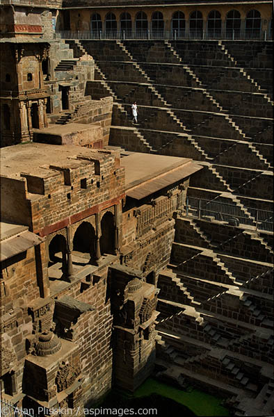 This multiple story structure was constructed in the Ninth century.